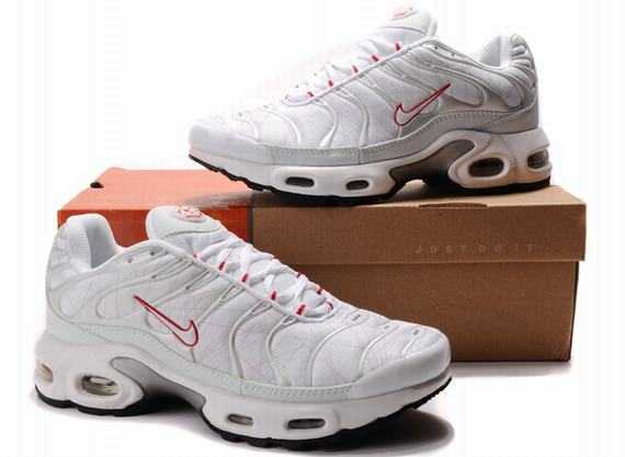 requin tn femme tn requin junior magasin.JPG